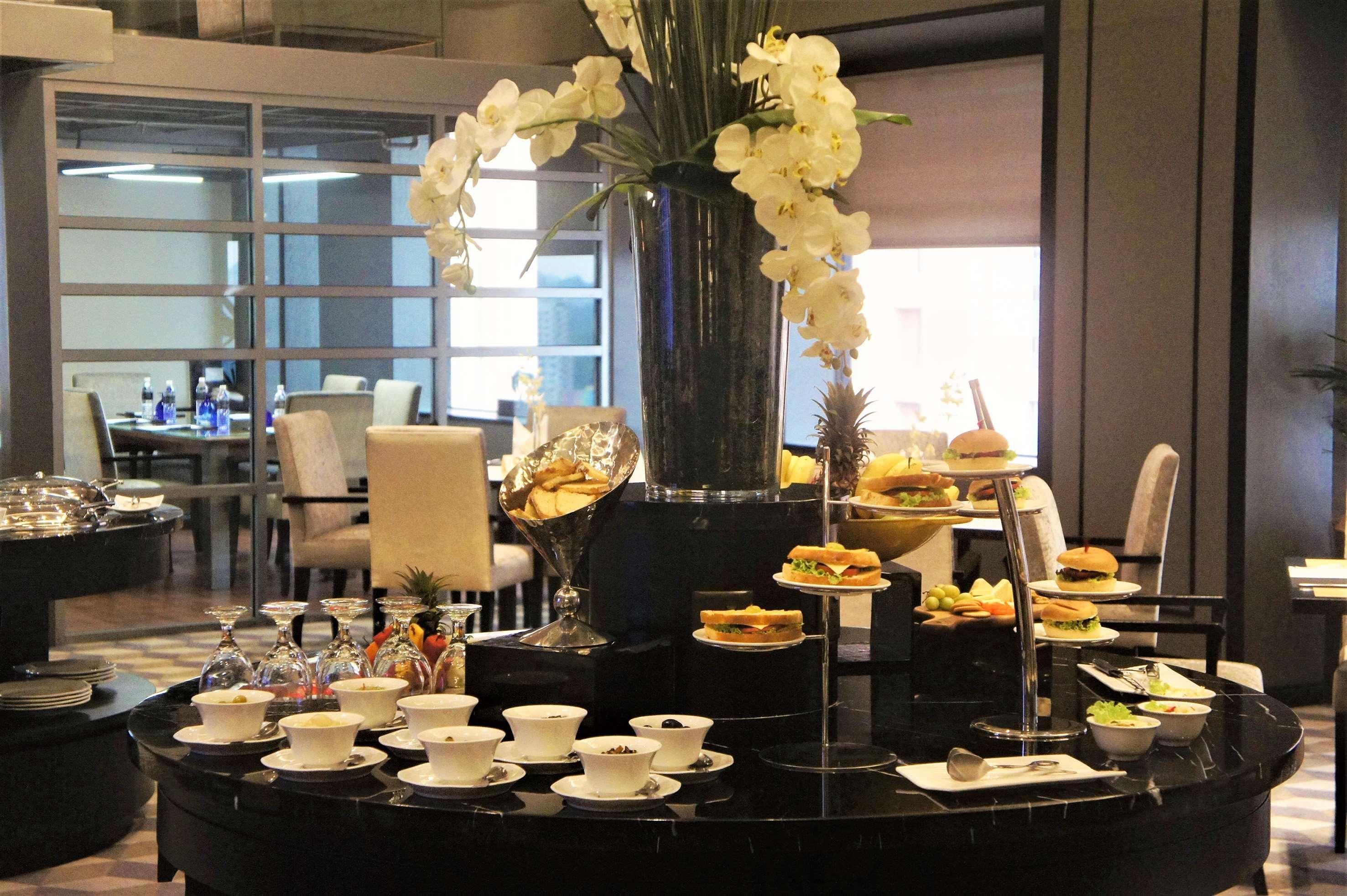 Melia Kuala Lumpur Hotell Exteriör bild
